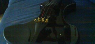 Fender FV 1 - képekkel